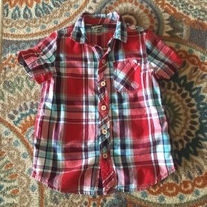 Boys Arizona button down shirt sz 5T